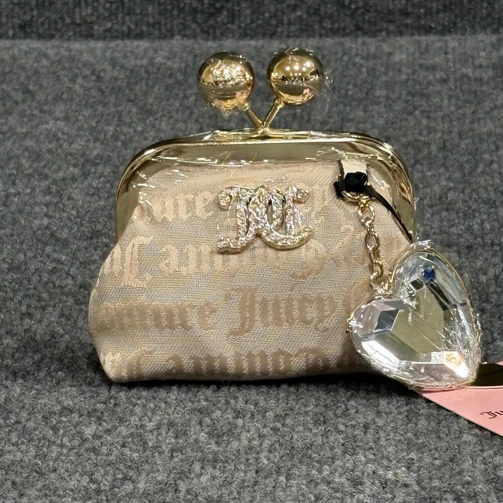Juicy Couture Coin Wallet Womens One Size Beige Kisslock Micro Purse Heart Charm